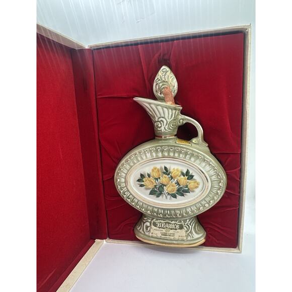 Jim Beam 1969 Vintage Decanter Regal China Bottle Yellow Rose Bottle With Box - Picture 6 of 6